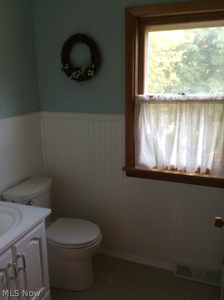 1021 Riverside Drive Painesville, OH 44077 - Photo 15 of 24 Gallery Image 15