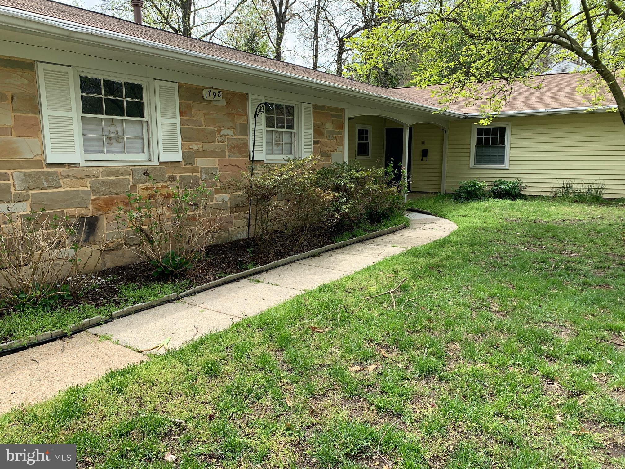 1798 Rochester Street Crofton, MD 21114 - Photo 2 of 8 Gallery Image 2