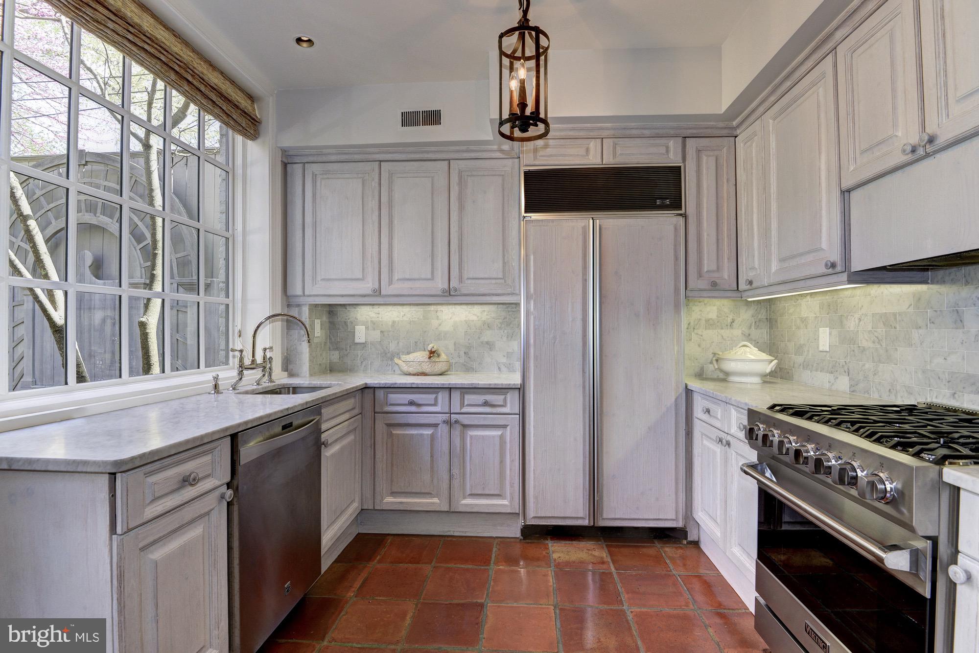 3249 O Street Northwest Washington, DC 20007 - Photo 21 of 42