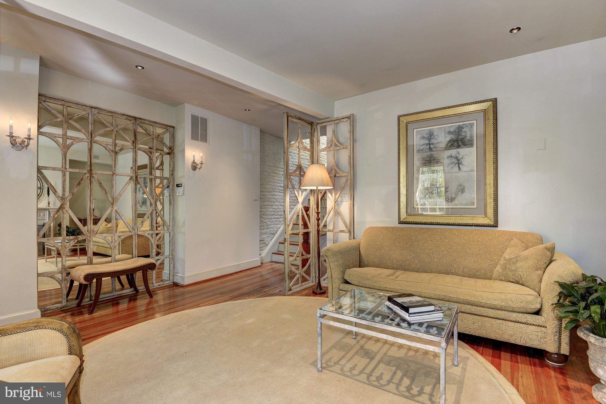 3249 O Street Northwest Washington, DC 20007 - Photo 4 of 42