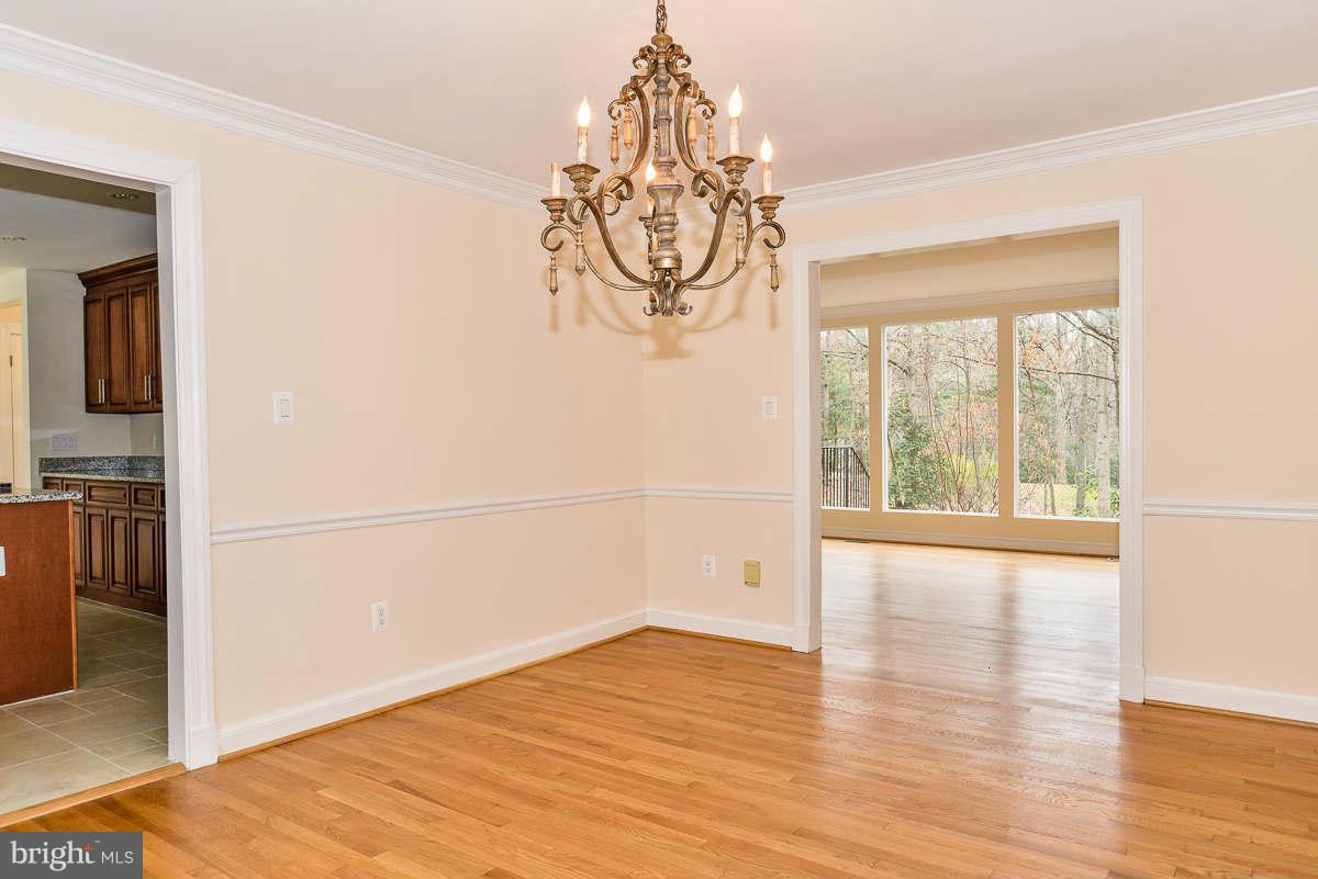 10421 Mt Sunapee Road Vienna, VA 22182 - Photo 7 of 26 Dining Room