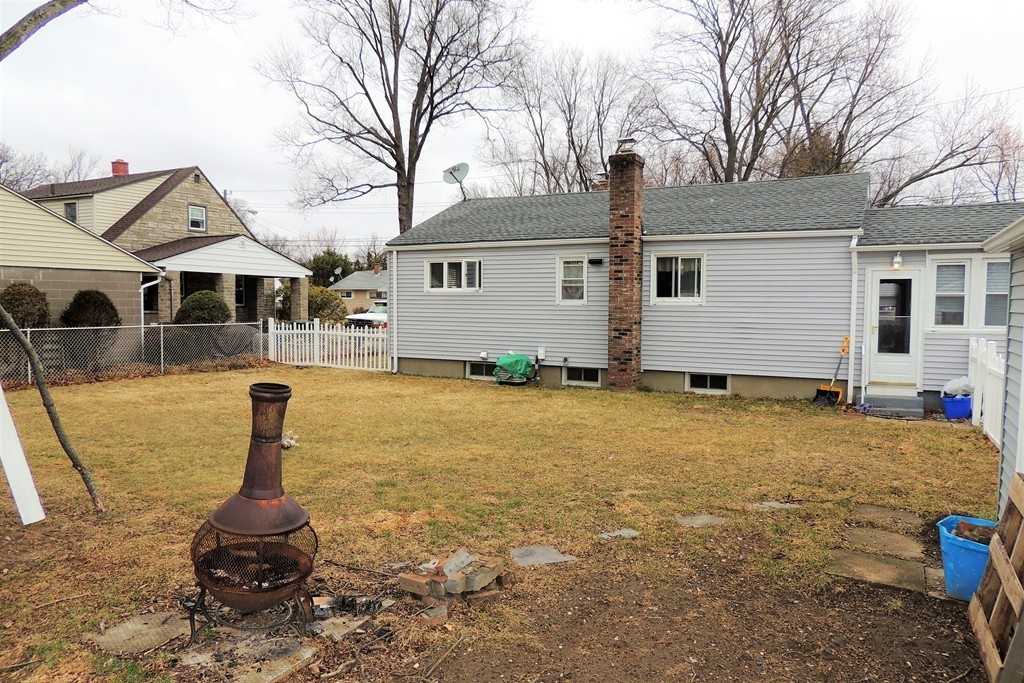 40 Ogden Street Springfield, MA 01151 - Photo 21 of 24 Gallery Image 21