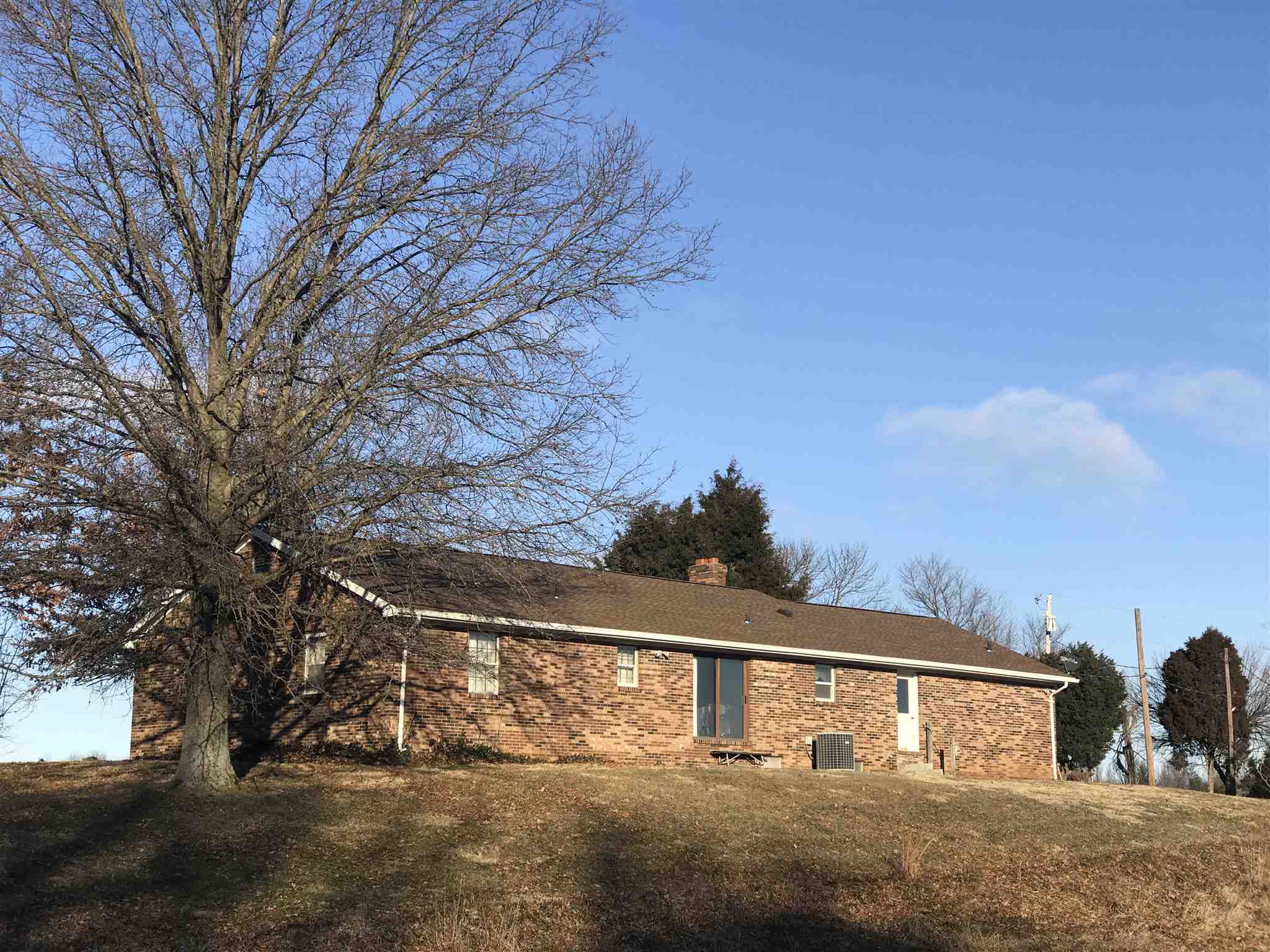 19533 Barton Road Evansville, IN 47725 - Photo 11 of 17 Gallery Image 11