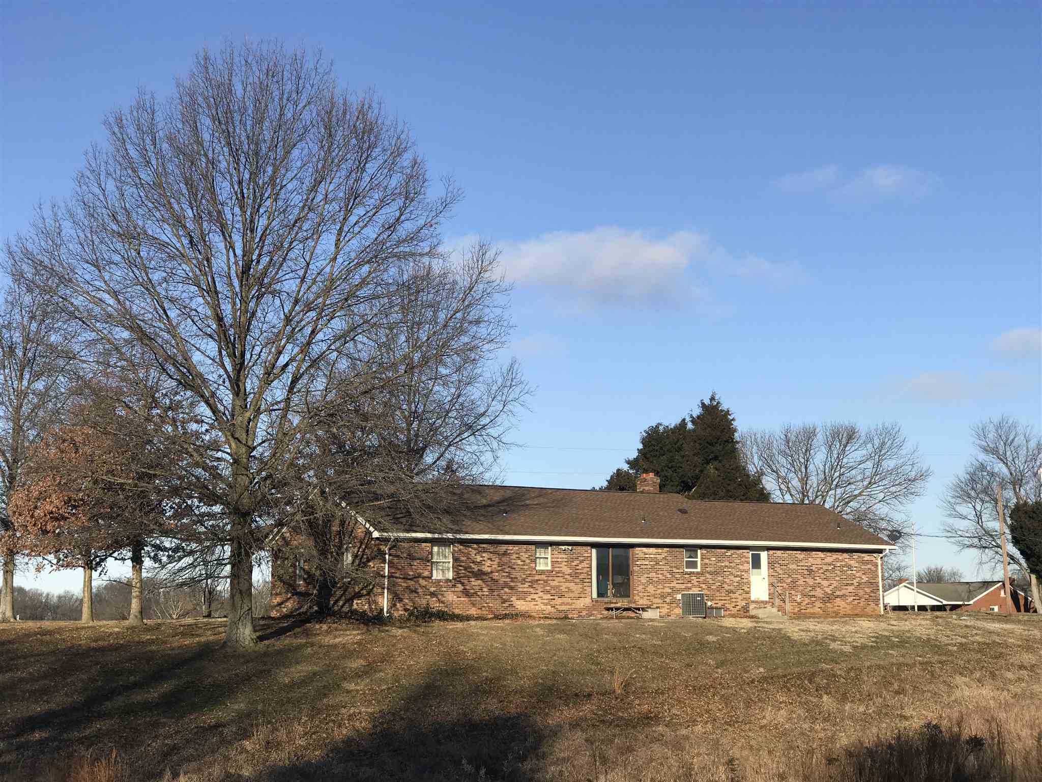 19533 Barton Road Evansville, IN 47725 - Photo 13 of 17 Gallery Image 13