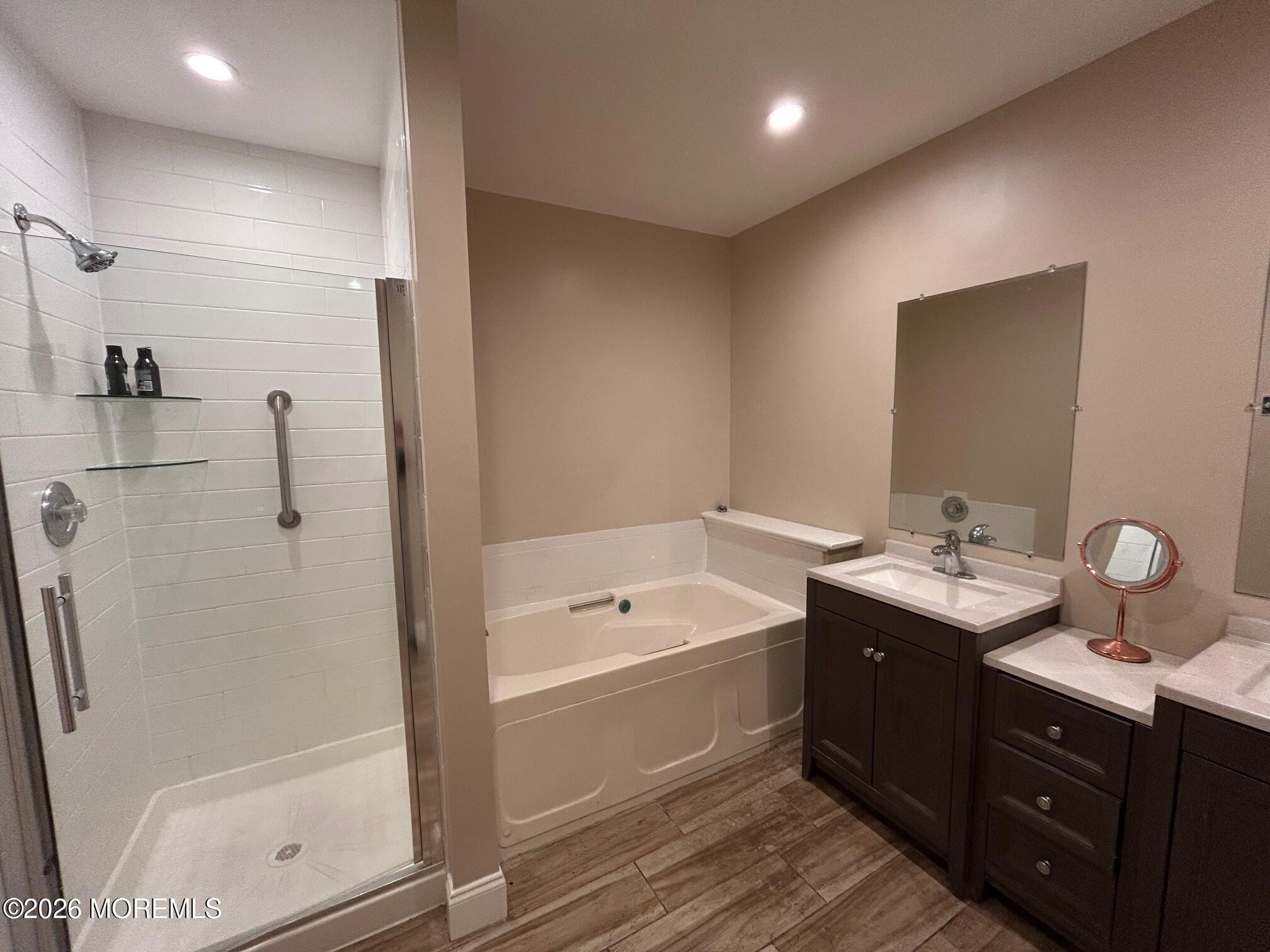 48 Winthrop Road, Unit 48B Monroe Township, NJ 08831 - Photo 38 of 58 IMG_2879