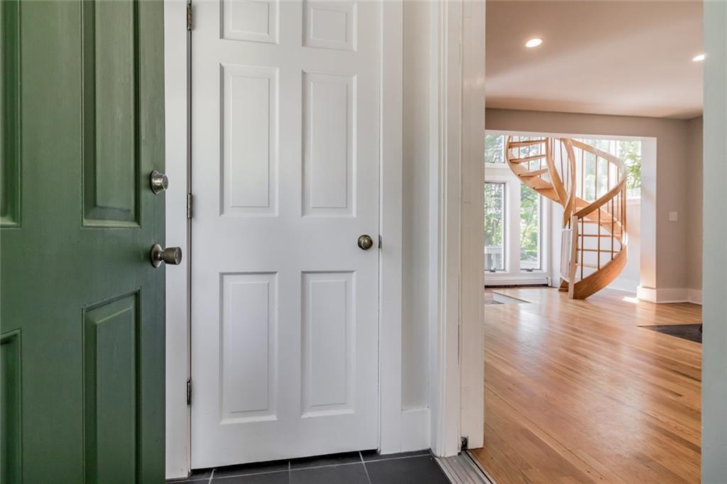 163 Foreside Road Falmouth, ME 04105 - Photo 6 of 35 Photo
