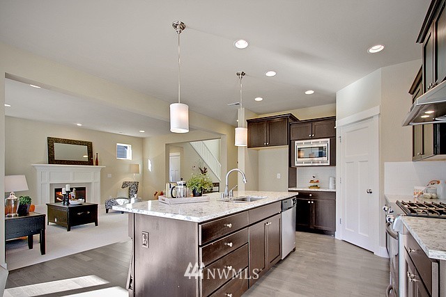 3723 226th Place Southeast Bothell, WA 98021 - Photo 5 of 15