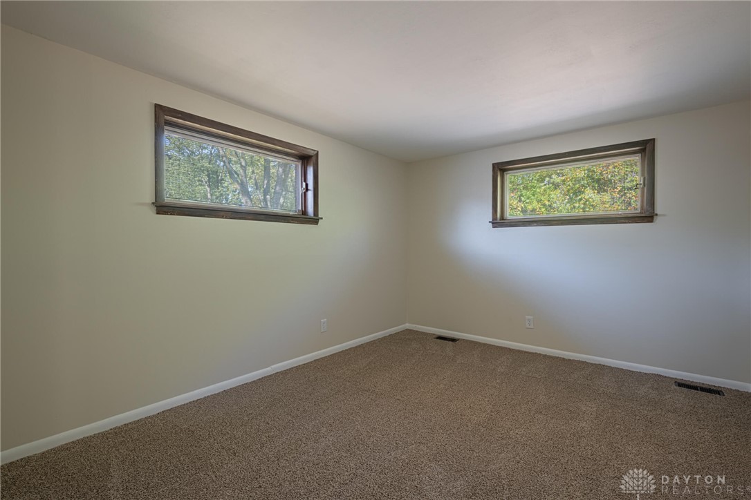 4928 Bonnie Road Kettering, OH 45440 - Photo 17 of 25