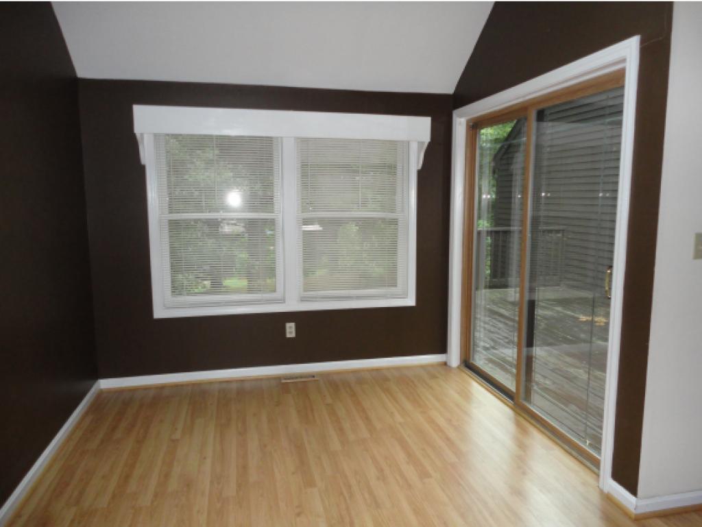 8 Stacey Circle, Unit 8 Windham, NH 03087 - Photo 4 of 15 Gallery Image 4