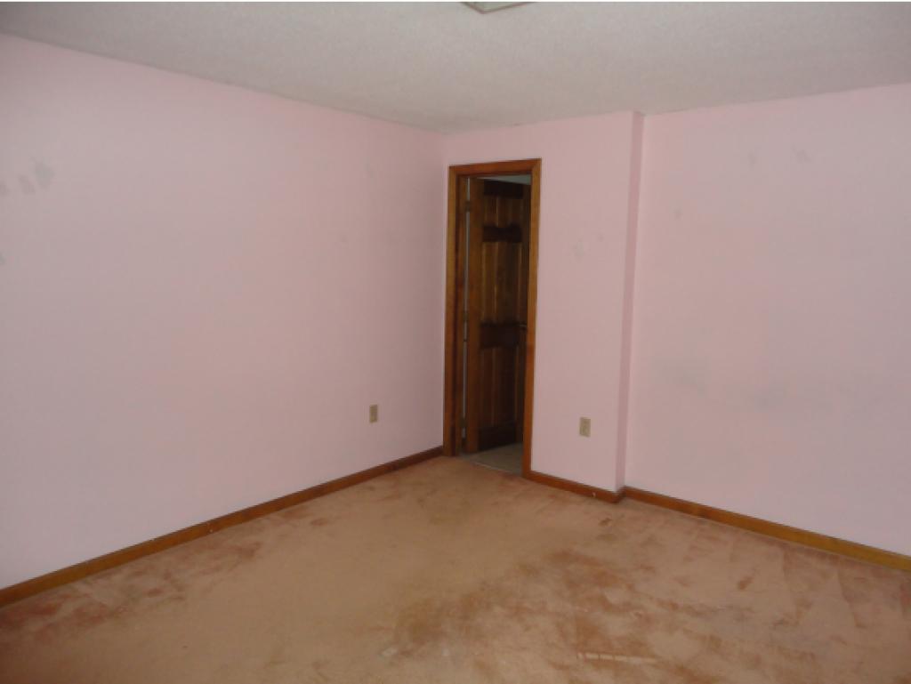 8 Stacey Circle, Unit 8 Windham, NH 03087 - Photo 6 of 15 Gallery Image 6