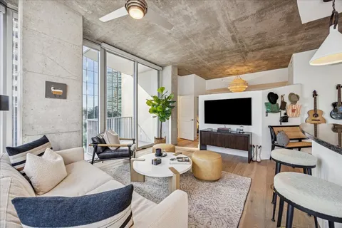 $545,000 | 360 Nueces Street, Unit 1001, Austin, TX 78701