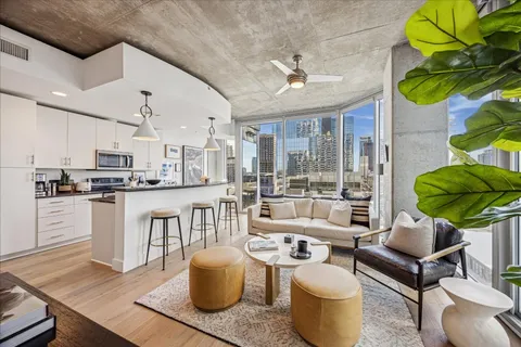 $545,000 | 360 Nueces Street, Unit 1001, Austin, TX 78701