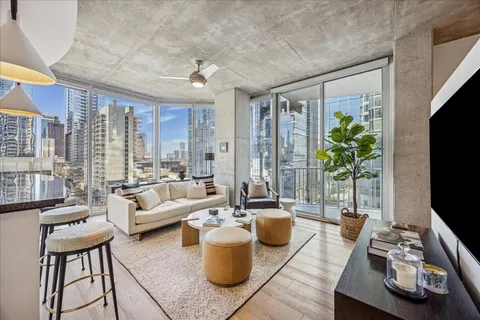 $545,000 | 360 Nueces Street, Unit 1001, Austin, TX 78701