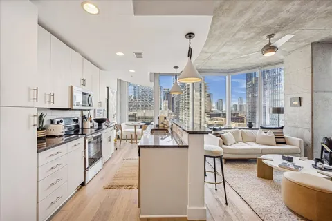 $545,000 | 360 Nueces Street, Unit 1001, Austin, TX 78701