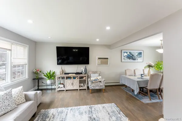 $599,900 | 40 Highway 6N, Mahopac, NY 10541