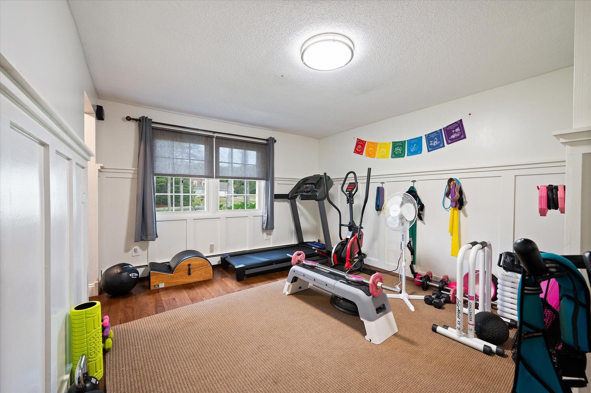 415 Monroe Road Hampden, ME 04444 - Photo 32 of 90 27-Family Room
