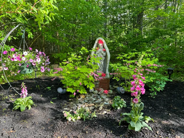 $525,000 | 415 Monroe Road, Hampden, ME 04444