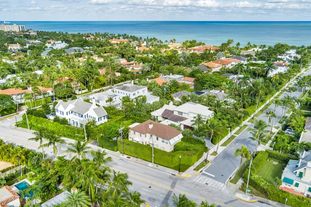 $6,346,237 | 215 South County Road, Palm Beach, FL 33480
