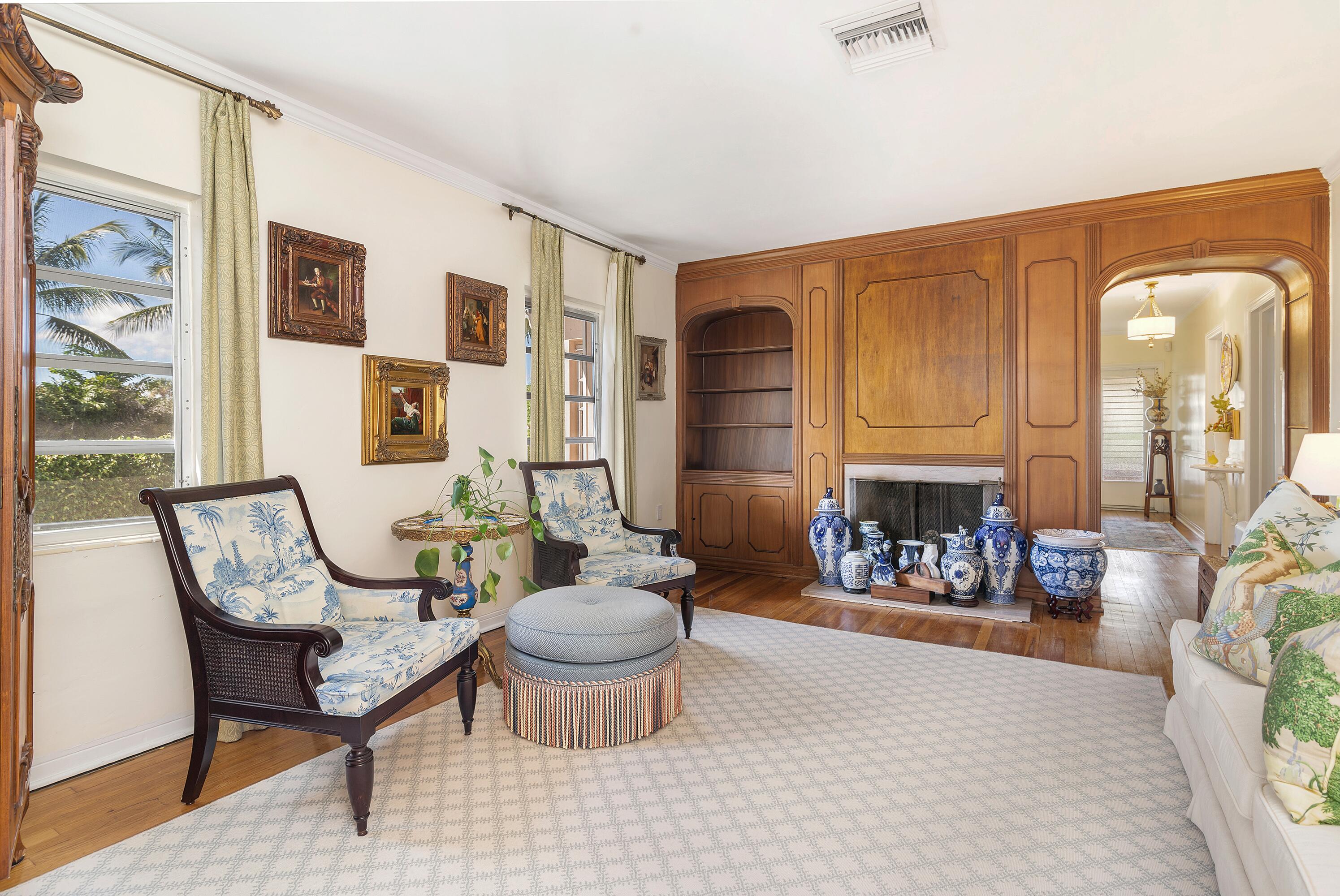 215 South County Road Palm Beach, FL 33480 - Photo 10 of 16 215 S County low-18