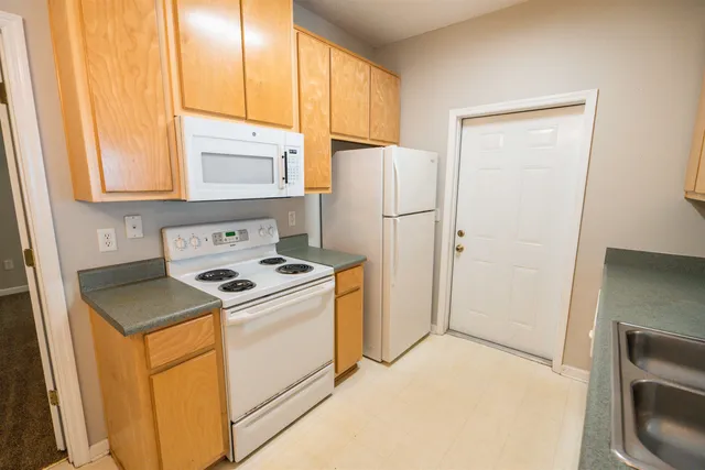 $1,325 | 3213 Allison Marie Court, Tallahassee, FL 32304