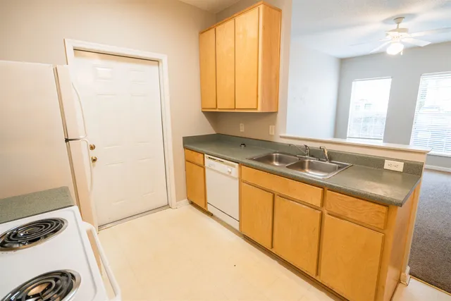 $1,325 | 3213 Allison Marie Court, Tallahassee, FL 32304