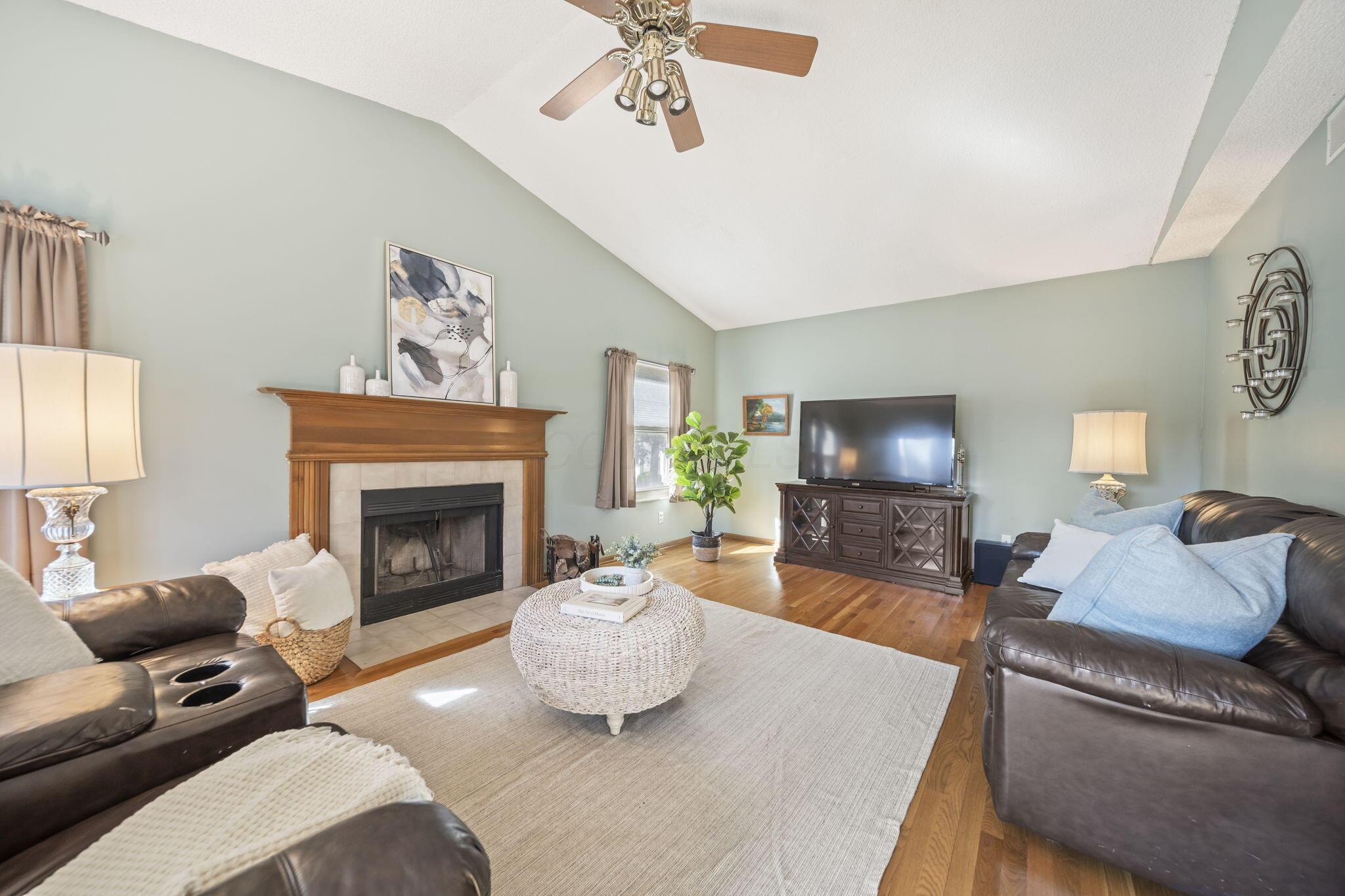 261 Fox Ridge Circle Powell, OH 43065 - Photo 23 of 67 Family Room