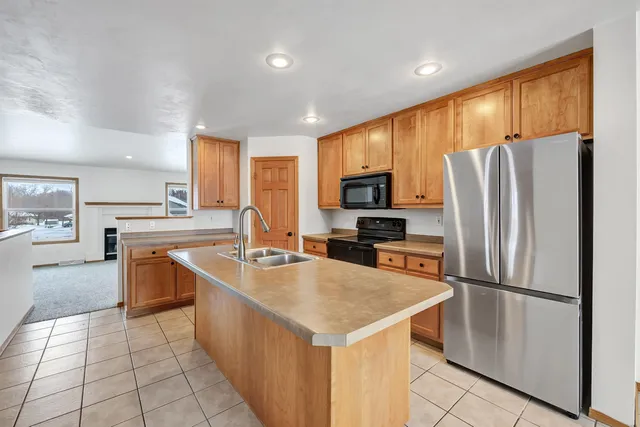 $349,900 | 1926 River Hill Court, Suamico, WI 54313