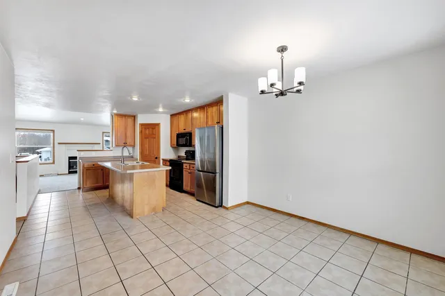 $349,900 | 1926 River Hill Court, Suamico, WI 54313