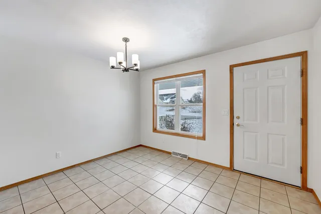$349,900 | 1926 River Hill Court, Suamico, WI 54313