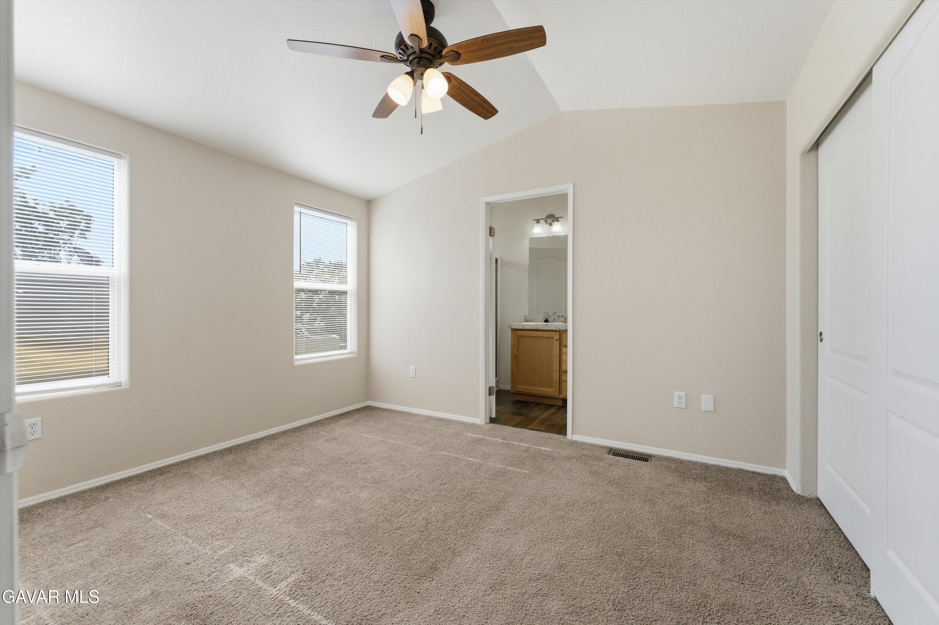 20683 Waalew Road Apple Valley, CA 92307 - Photo 14 of 33 08-JYP06302