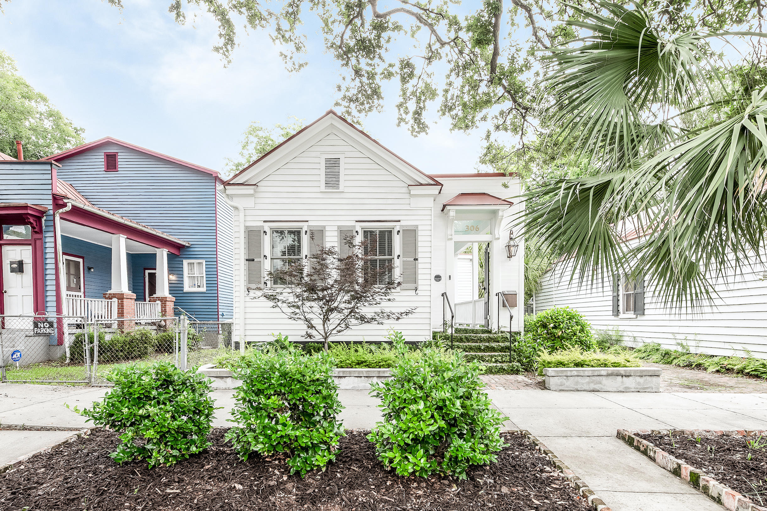 306 President Street Charleston, SC 29403 - Photo 2 of 23 front