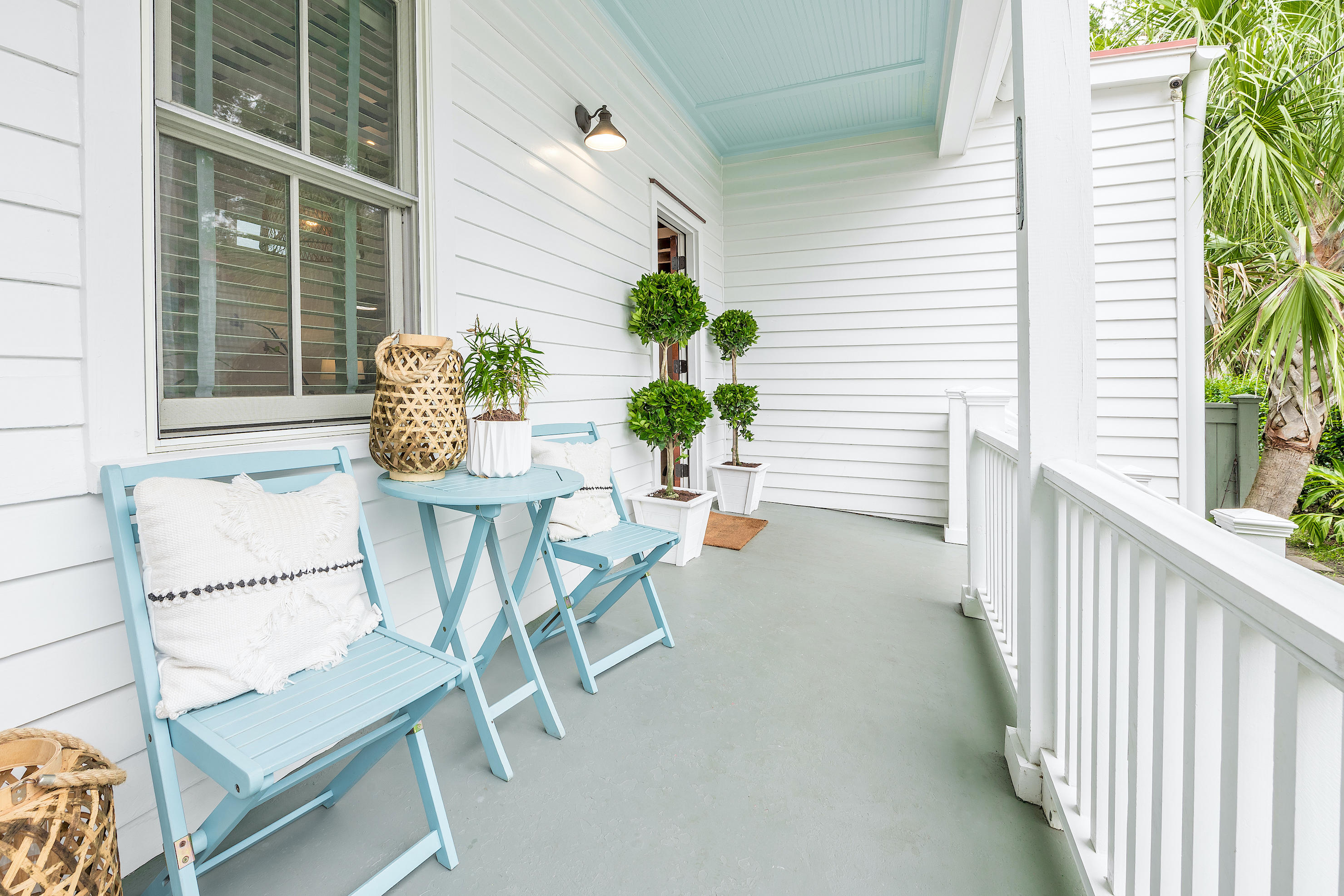 306 President Street Charleston, SC 29403 - Photo 4 of 23 porch