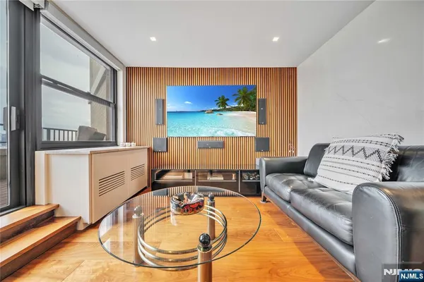 $1,299,000 | 7000 Boulevard East, Unit 32C, Guttenberg, NJ 07093