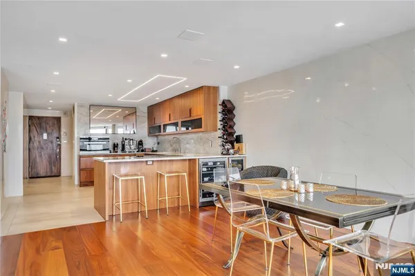 $1,299,000 | 7000 Boulevard East, Unit 32C, Guttenberg, NJ 07093