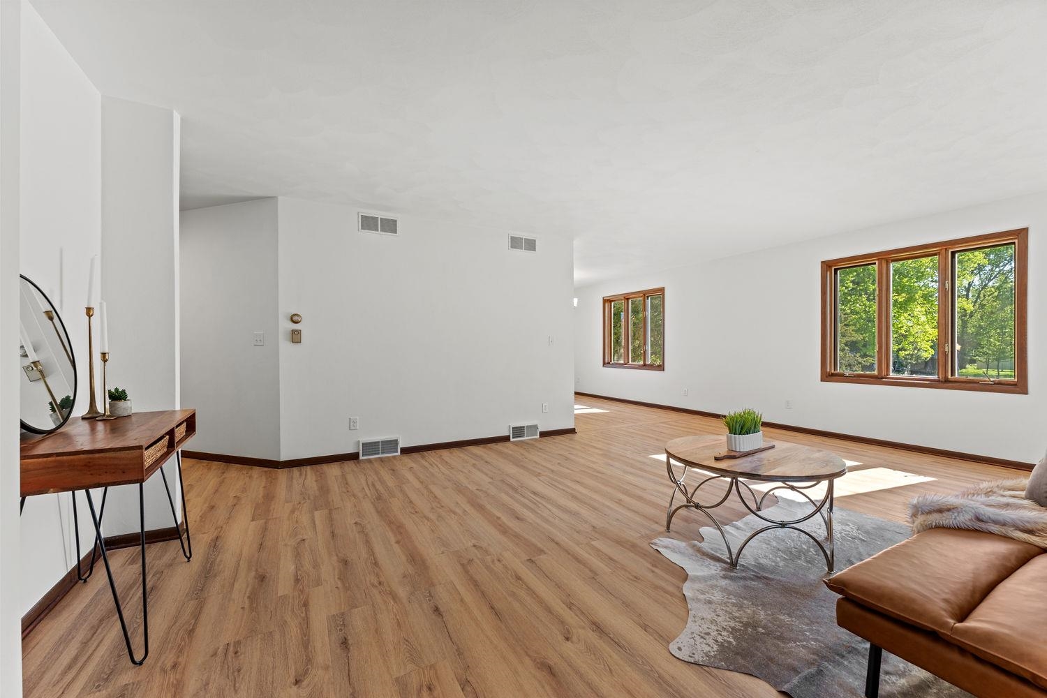 421 Bowman Road Wisconsin Dells, WI 53965 - Photo 13 of 48