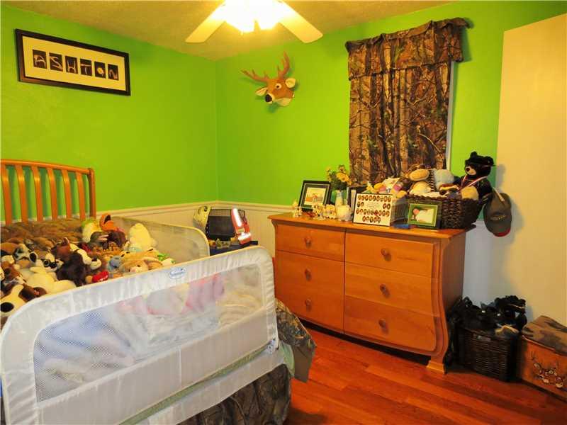 555 Sarver Road Sarver, PA 16055 - Photo 10 of 20 Bedroom. Second bedroom, with double closet and hardwood
