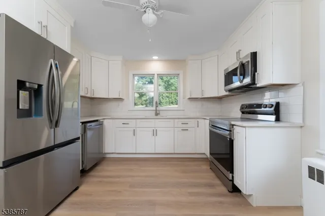 $500,000 | 4 Lingert Avenue, Clinton, NJ 08809