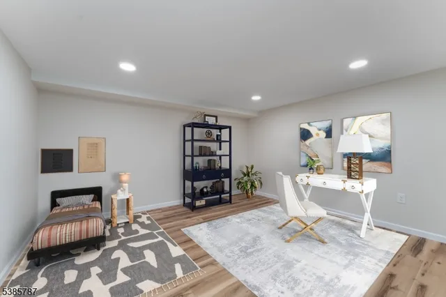 $500,000 | 4 Lingert Avenue, Clinton, NJ 08809