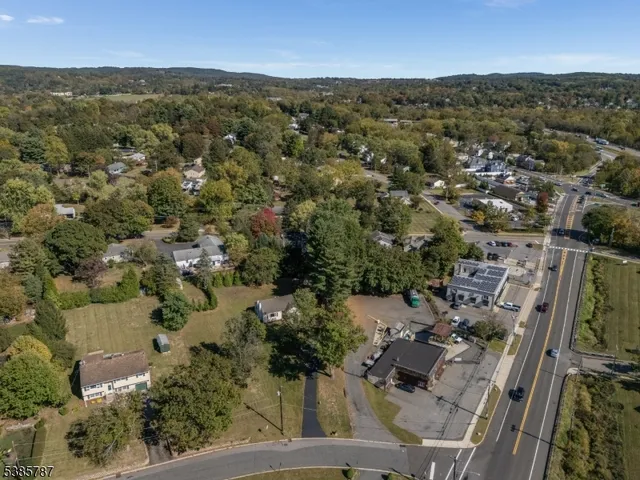 $500,000 | 4 Lingert Avenue, Clinton, NJ 08809