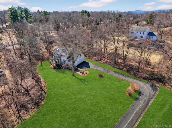 $699,000 | 15 Meadow Drive, Red Hook, NY 12571