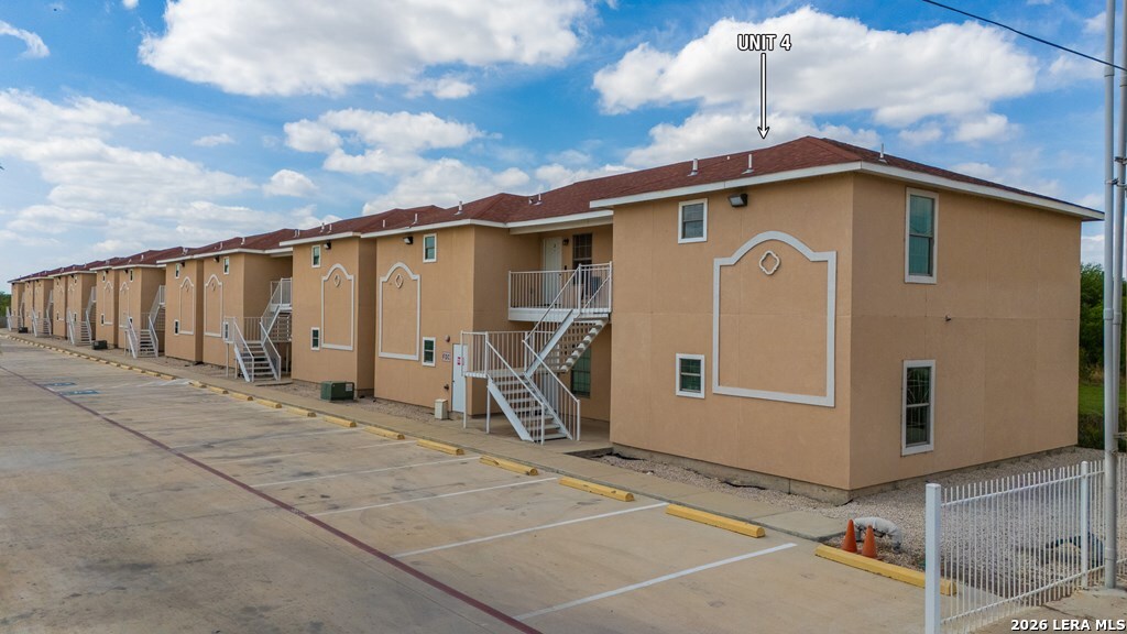 391 Riverside Drive, Unit 4 Eagle Pass, TX 78852 - Photo 5 of 29