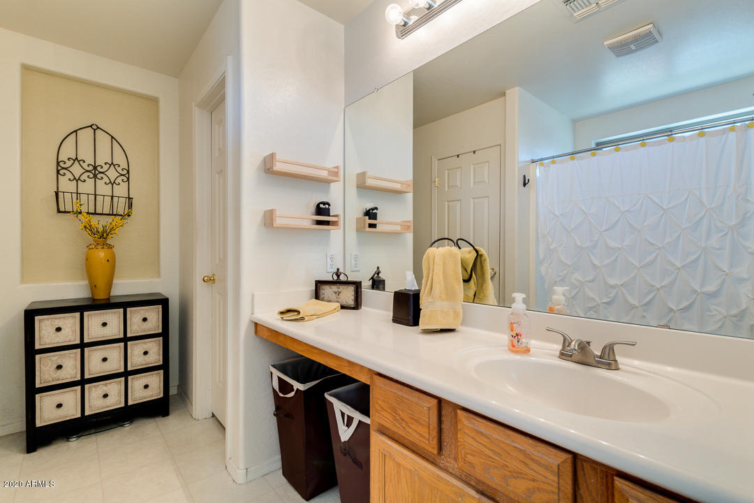 10971 West Royal Palm Road Peoria, AZ 85345 - Photo 18 of 28 21-Royal