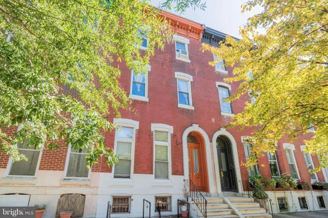 $1,275 | 711 Corinthian Avenue, Unit 2R, Philadelphia, PA 19130
