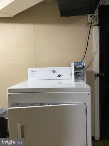 $1,275 | 711 Corinthian Avenue, Unit 2R, Philadelphia, PA 19130