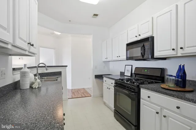 $324,000 | 12916 Fox Bow Drive, Unit 302, Upper Marlboro, MD 20774