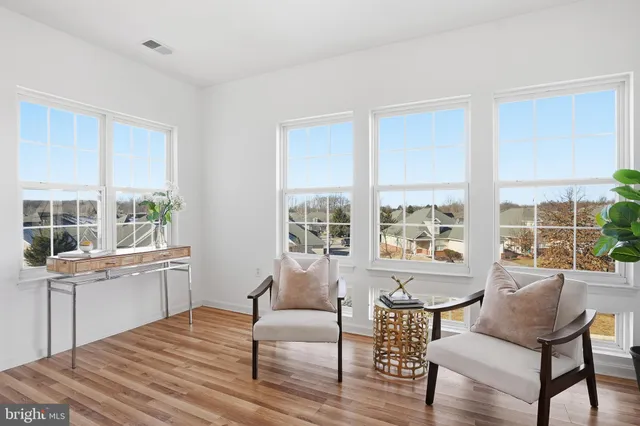 $324,000 | 12916 Fox Bow Drive, Unit 302, Upper Marlboro, MD 20774