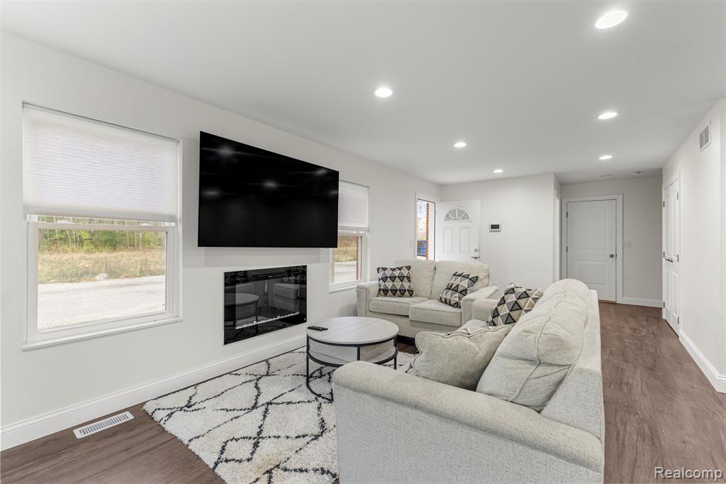 28202 Fortson Lane Inkster, MI 48141 - Photo 6 of 28