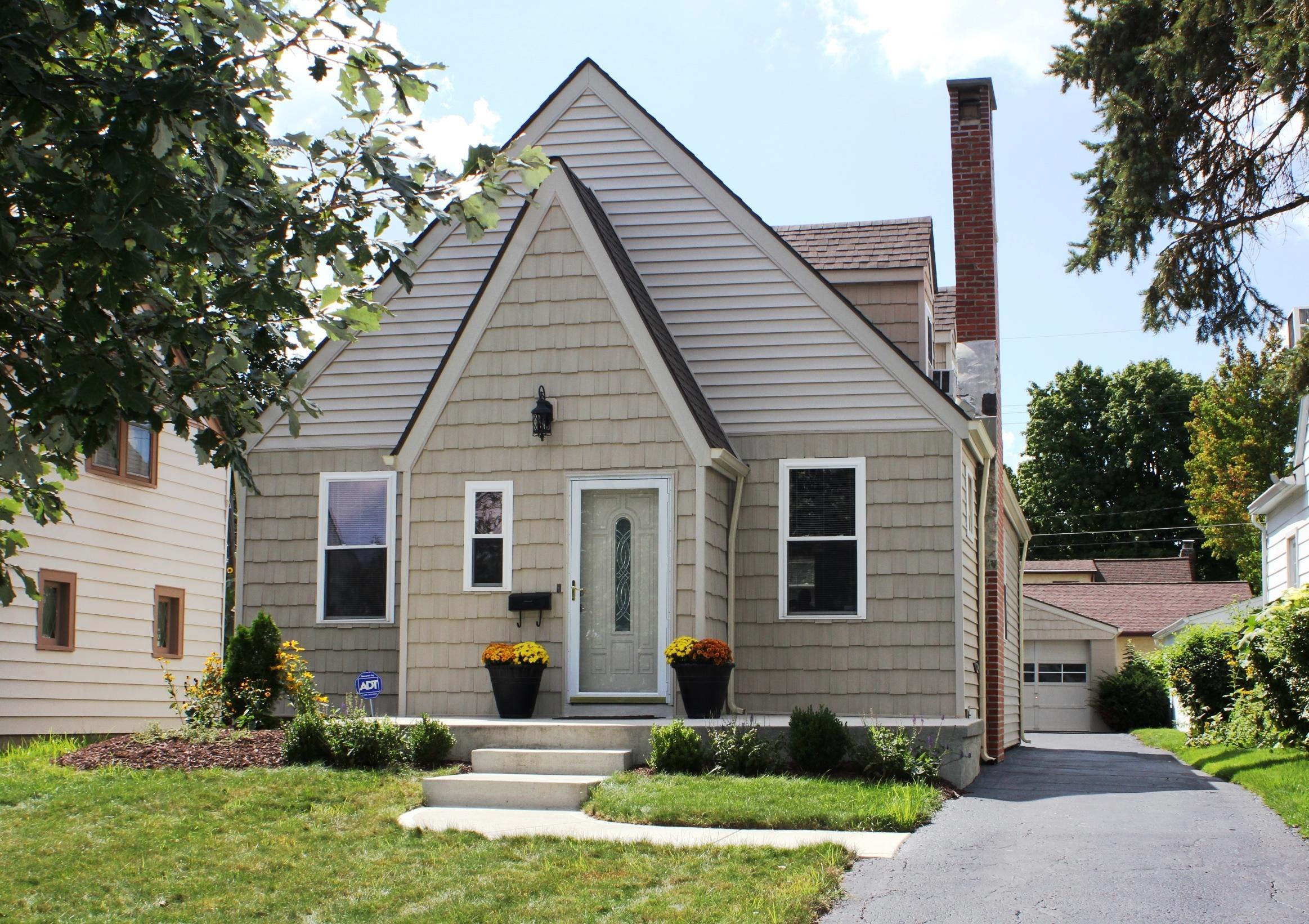609 Salisbury Road Columbus, OH 43204 - Photo 1 of 30 Gallery Image 1