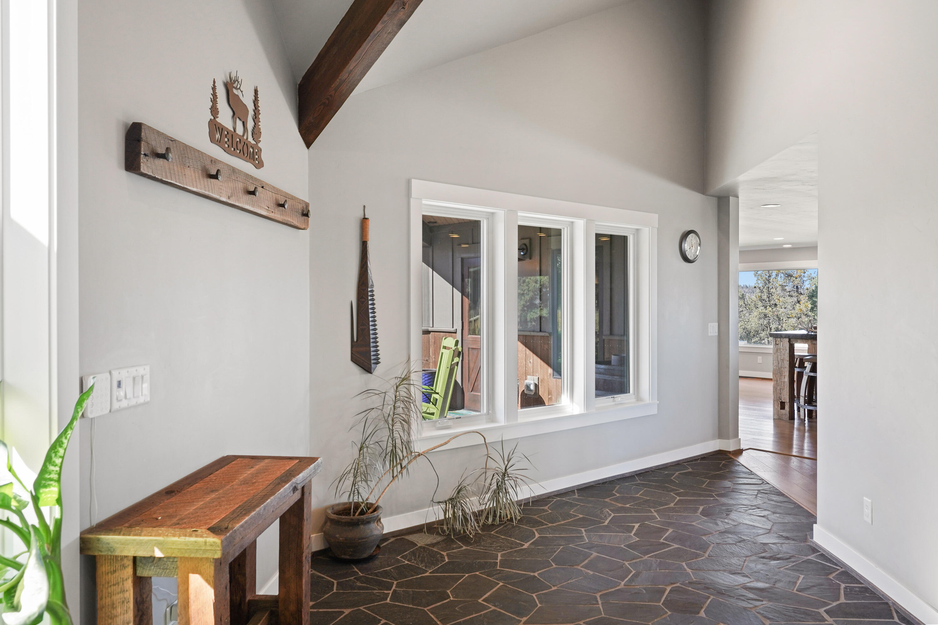 66279 Gerking Market Road Bend, OR 97703 - Photo 15 of 81 14