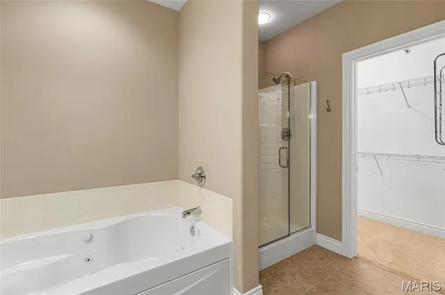 $499,000 | 20318 Timberlake Village Drive, Unit 831, Rocky Mount, MO 65072